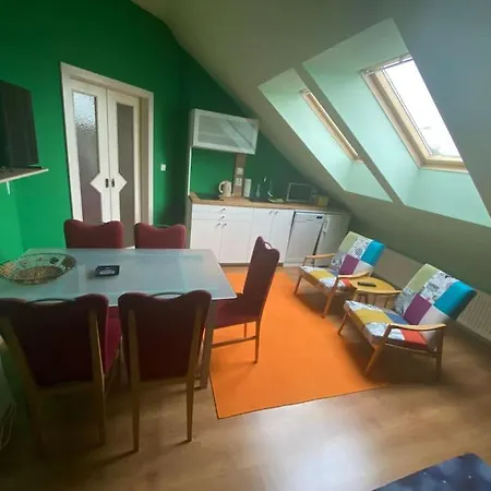 Ferienhaus Dom S Bazenom Pri X Bionic Sphere Pre 2 Az 7 Ludi Kalinkovo