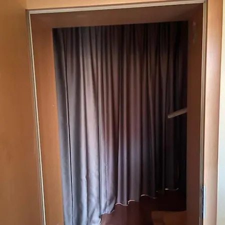 Dom S Bazenom Pri X Bionic Sphere Pre 2 Az 7 Ludi *