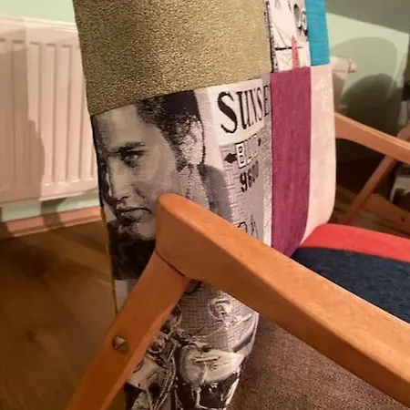 Dom S Bazenom Pri X Bionic Sphere Pre 2 Az 7 Ludi