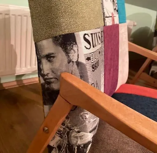 Dom S Bazenom Pri X Bionic Sphere Pre 2 Az 7 Ludi